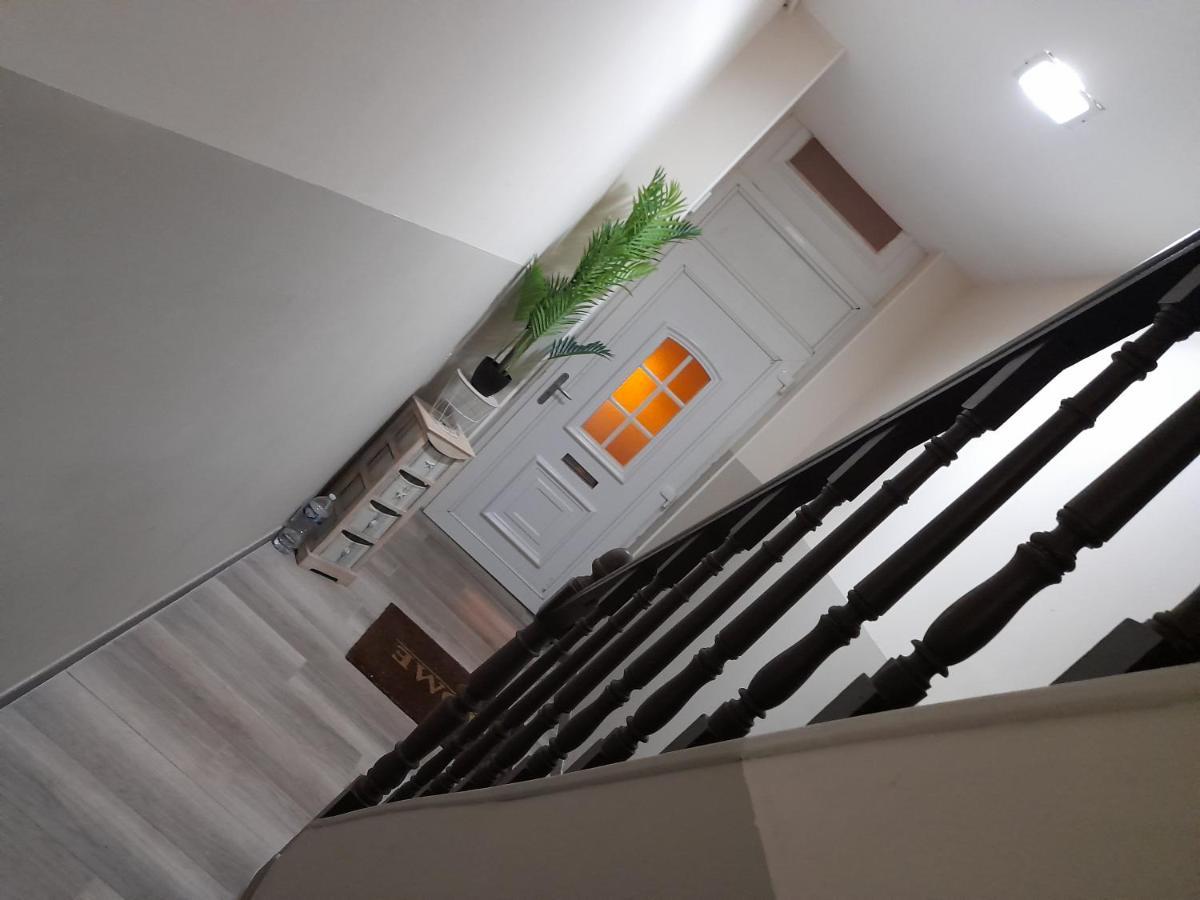 Appartement Tout Confort Cambrai Exterior foto